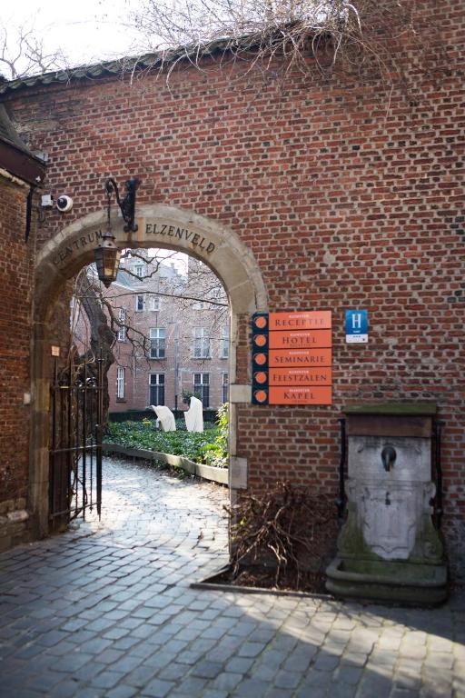 Hotel Elzenveld Antwerpen Eksteriør billede